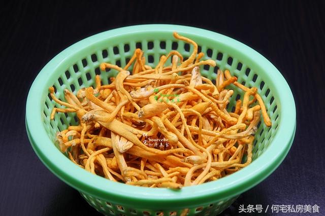 夏天炖鱼加点它，肉嫩汁香，还能消除疲劳，孩子常吃提高记忆力！