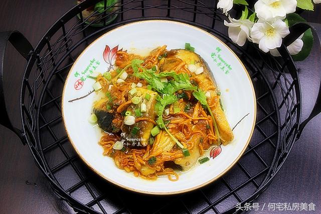 夏天炖鱼加点它，肉嫩汁香，还能消除疲劳，孩子常吃提高记忆力！