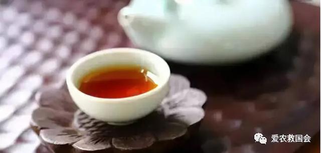发酵过程中红茶生化成分的变化