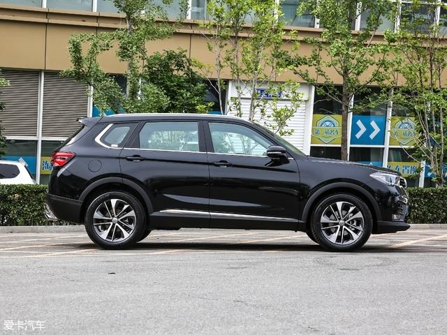 华晨中华V7正式上市 售价10.87万元起