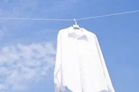 白衣服染上油渍难清洗？水里放点它洗一洗，和新买的一样洁白干净视频封面