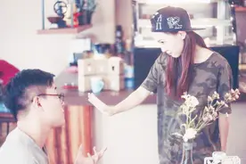 女孩帮男同学追意中人：表白分三种，你得这样做！