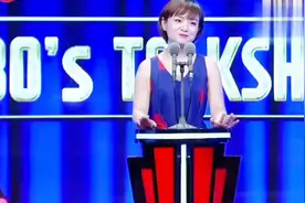 现场坐飞机模仿空姐说英文，终于知道为什么空姐说话那样了！视频封面