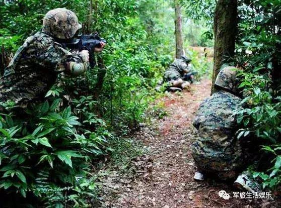 如果你玩真人CS野战，这些枪械你会选择哪一种？