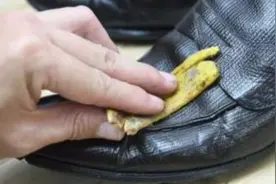 香蕉皮的5大用处：滋养皮肤，祛除脚臭，一个比一个实用！