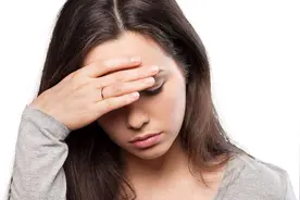 手机的新消息内容显示：暴露隐私还尴尬？关闭它，解决所有困扰！视频封面