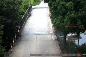 嚣张盗贼开船白日入室盗窃 海盐警方破获系列盗窃案图片