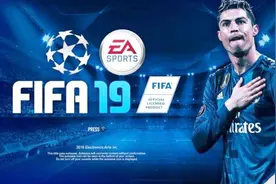 操控手感令人失望，《FIFA》官方正版手游体验！视频封面