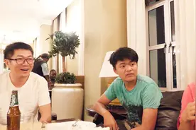 在非洲，印度人的实力超乎想象，听听他们有哪些赚钱手法视频封面