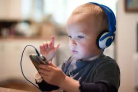 手机实用小技巧，可以边玩游戏边听歌！从此告别听歌APP了