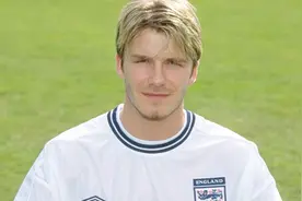 贝克汉姆——足球界的刘德华，他是怎么披上传奇的七号球衣视频封面