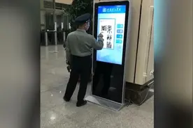图书馆保安自学7种字体，兼职开书法班视频封面