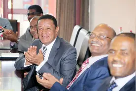 “非洲美女之国”的总统毕业于北大，曾说：北京是他的第二故乡视频封面