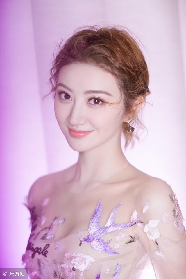 十二星座代表校花,双子是迪丽热巴,天秤座是赵丽颖
