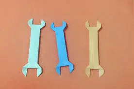 迷你折纸小扳手，小朋友的小工具，让孩子爱上手工视频封面