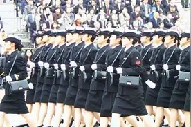 为什么日本女兵普遍比较漂亮？原来招兵时有要求，为更好征召男兵视频封面