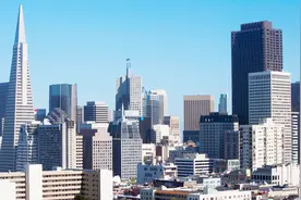 全球百万富翁数量，美国530万，中国只有日本的一半！视频封面