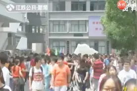 真的有必要？国际游学火爆，费用比普通团贵一倍视频封面