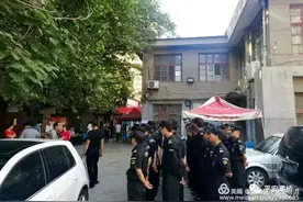 抓安排 重落实 显成效｜灞桥区十里铺街道扎实推进“扫黑除恶”、防范邪教、平安建设暨公众安全感提升工作图片