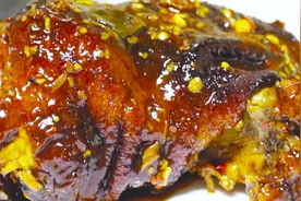 饭店最正宗的“豆瓣肘子”做法，李姐教你在家自己做，绝对的硬菜