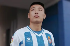 西班牙人官宣！武磊连续3个赛季穿7号球衣，83场仅11球，即将百场图片