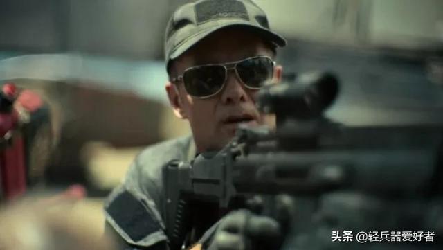 打丧尸用什么武器?来看看《活死人军团》的选择