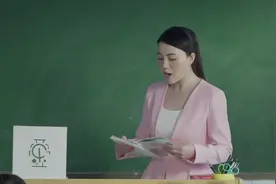 学生上课不带书，老师问他却这么回答，你说气人不？