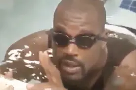 奥尼尔被让25米和菲尔普斯比试游泳，结果才知菲尔普斯到底有多快视频封面