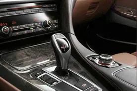 自动挡驾驶的技巧，变速箱又可以多用几年