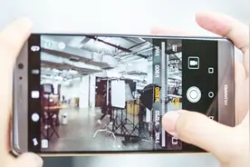 难怪华为手机拍照不清晰，原来是没把这里打开，打开后清晰多了