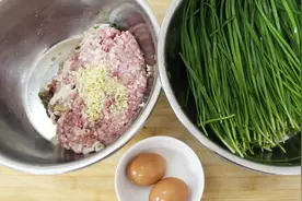 十二年厨龄的小厨，教你在家调制包子饺子的馅心的配方，肉嫩汁多视频封面