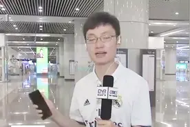 青岛地铁300毫秒急速进站，不用刷卡不用买票，手机扫码快速过闸视频封面