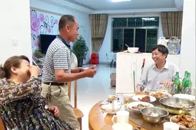 儿子快订婚了，农村妈妈摆酒设宴请媒婆，媒婆出口成章说了些啥视频封面