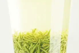 原来茶叶水洗脸效果这么好，坚持下去，轻松去油没烦恼