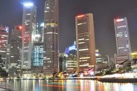 为什么去新加坡旅游不能带太多或太少现金？说出来你可能不信视频封面