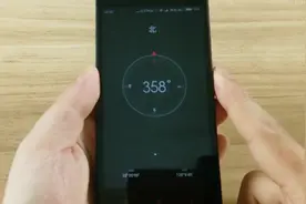 其实这样才是使用手机自带的指南针功能的正确方式，你知道么？视频封面