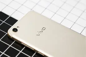 vivo也无奈，顶级拍照+5.5英寸，从2798沦落到1199元！视频封面