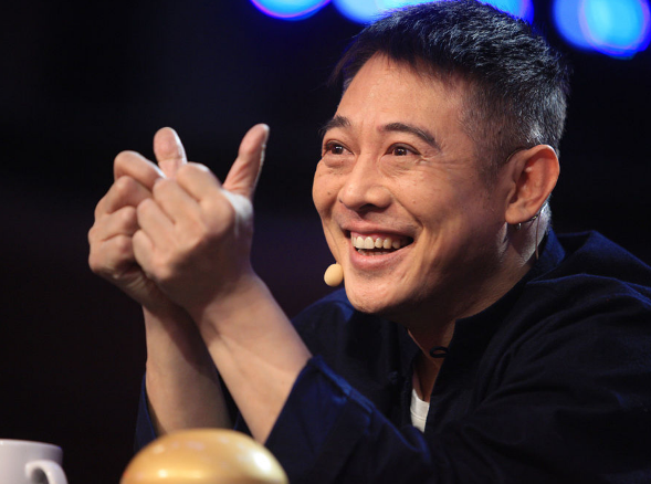 原来真相是这样,李连杰抛弃中国国籍的原因