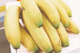 把香蕉煮着吃，会发生这3件好事，不信你就吃吃看视频封面
