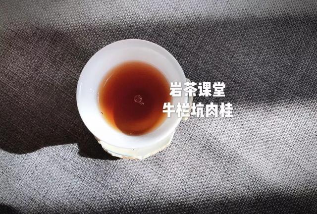 为什么武夷岩茶中牛栏坑肉桂广受追捧？花三分钟就知道了！
