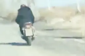 小伙追肇事逃逸者致死，家属向其索赔60万，法院：属于见义勇为视频封面