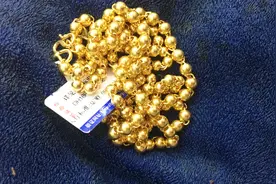 黄金项链清洗小妙招，无论在哪里，一条毛巾就能清洗干净