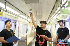 北京地铁6号线涂“光触媒”除车厢异味图片