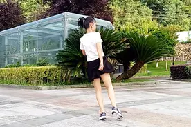 经典歌曲《借我一点爱》鬼步舞96步分解，学会了就会7种花式