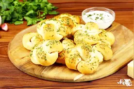 意大利干酪这样做，香嫩爽口不腻，做法简单，一个接一个吃不停！