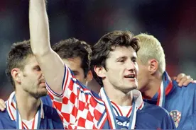 还记得苏克领军的克罗地亚队吗？20年前也打进了世界杯四强的那支“格子军团”今何在图片