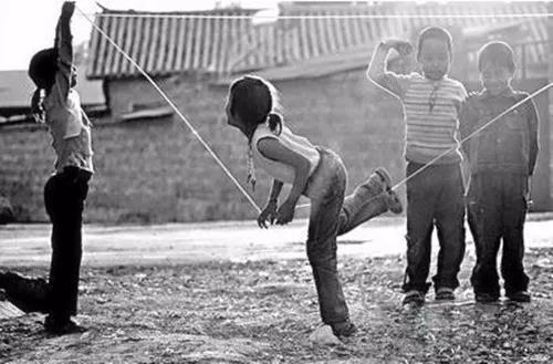 马未都：跳皮筋