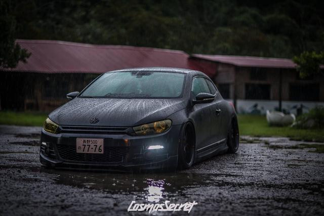 深邃的黑色隐藏着无限魅力，大众尚酷打造成超帅黑武士！