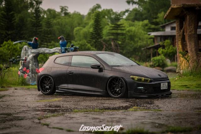 深邃的黑色隐藏着无限魅力，大众尚酷打造成超帅黑武士！