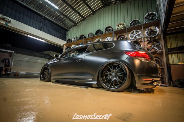 深邃的黑色隐藏着无限魅力，大众尚酷打造成超帅黑武士！